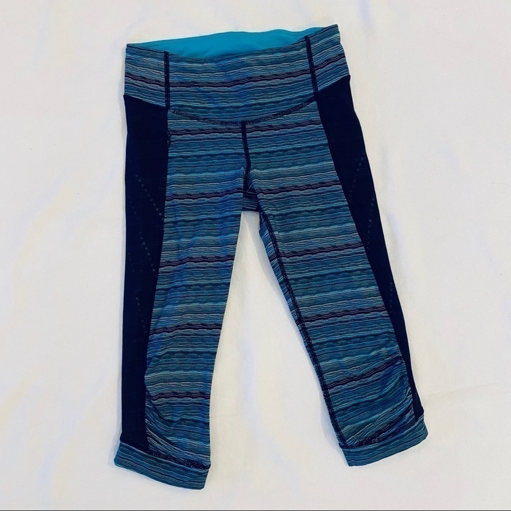 LULULEMON Women Blue Stop At Nothing Crop Space Dye Twist Pants Size 4